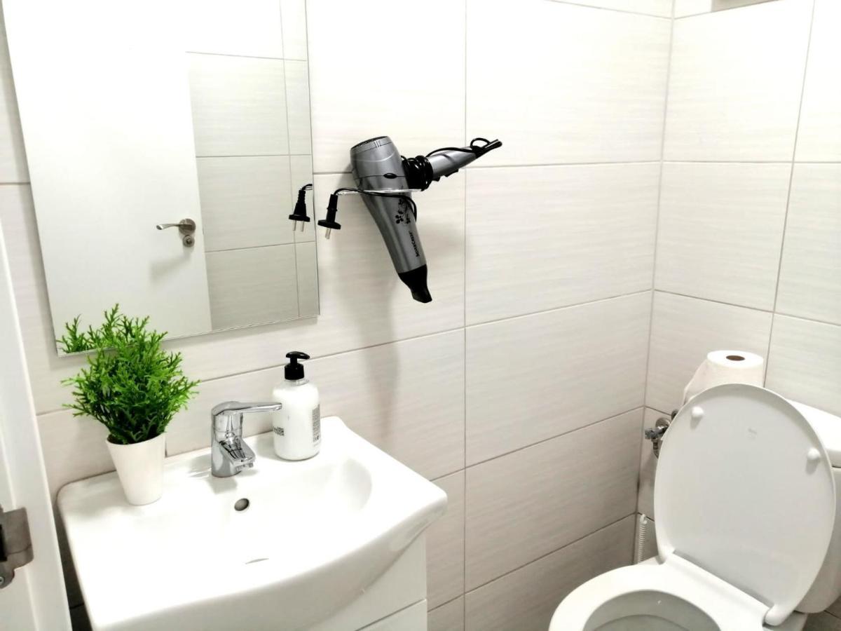 Room In The Center Of Alicante! ภายนอก รูปภาพ